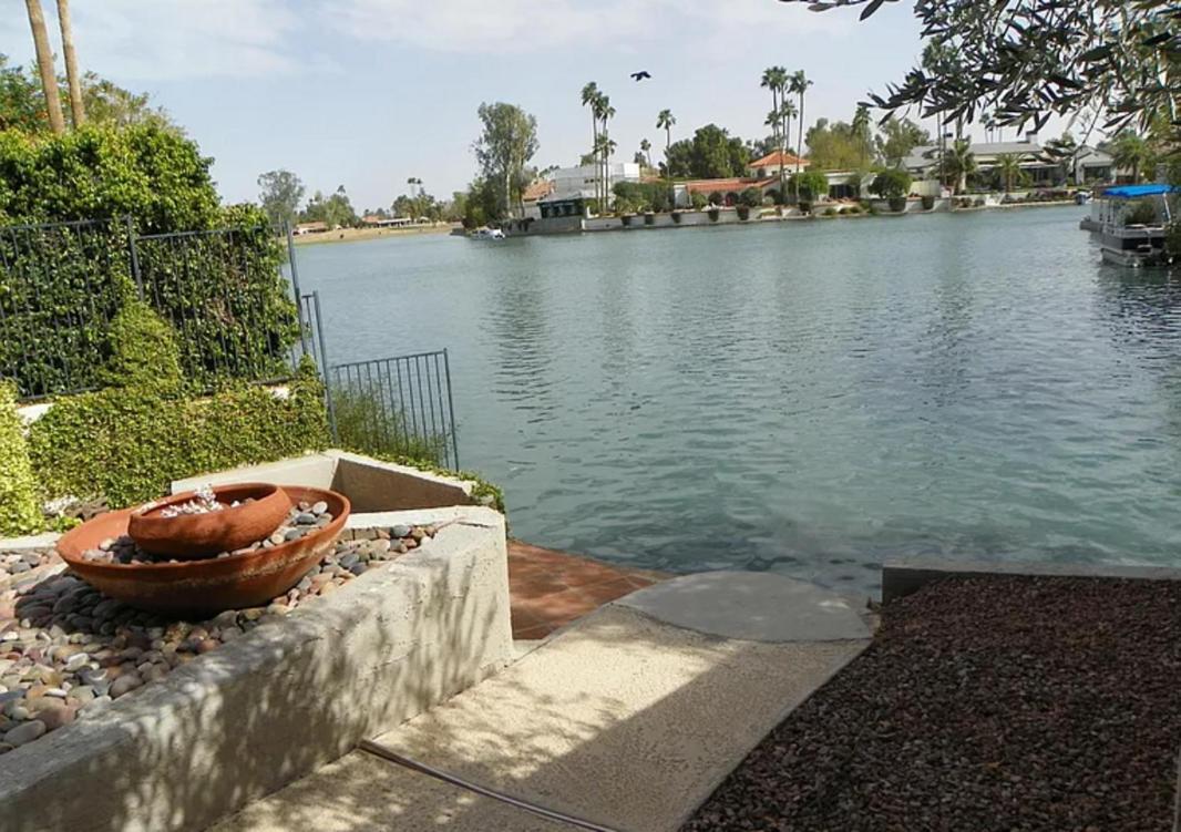 Lakefront With Pool And Wifi *